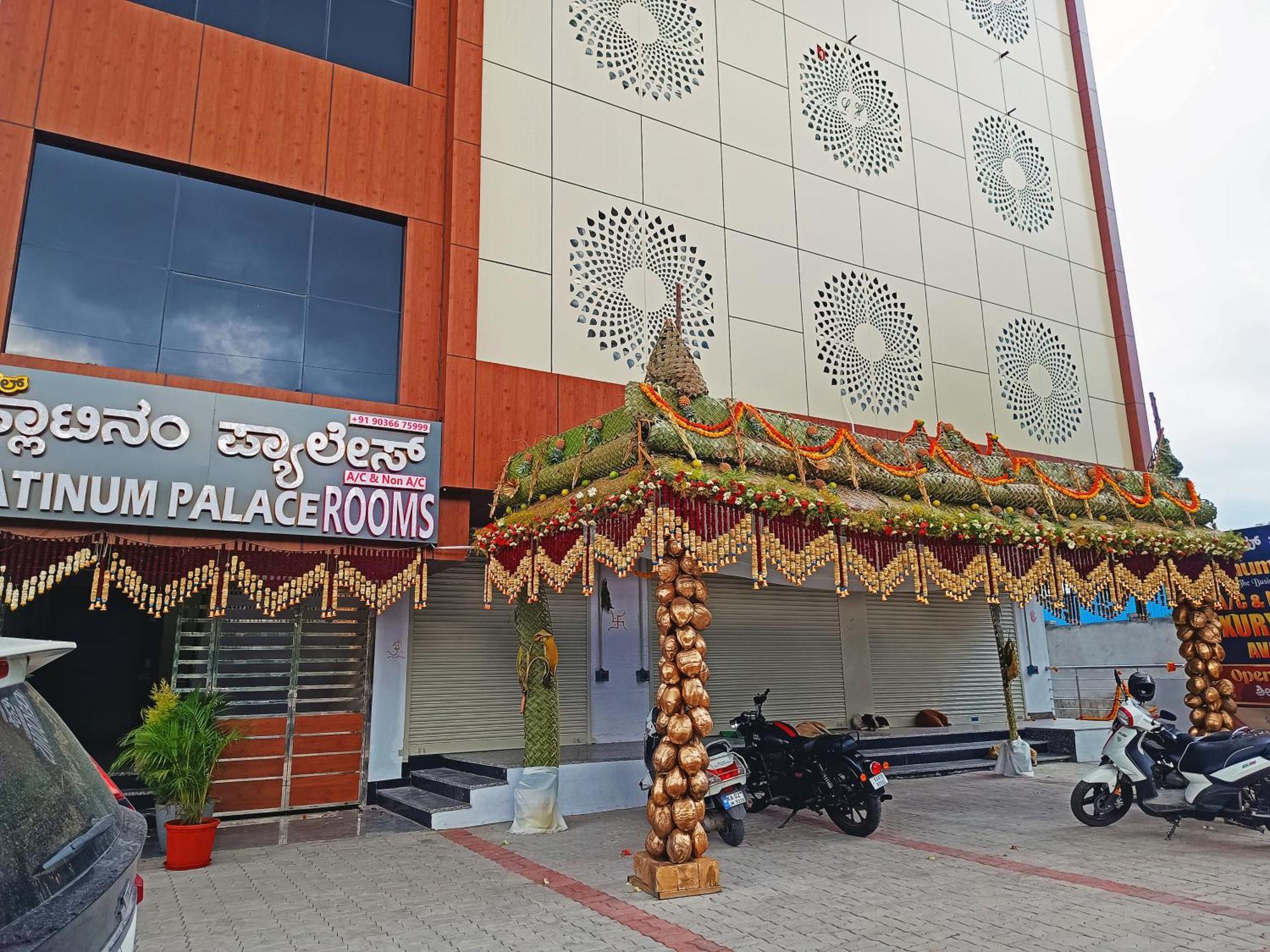 Hotel Achhu Palace Bangalore Exterior photo