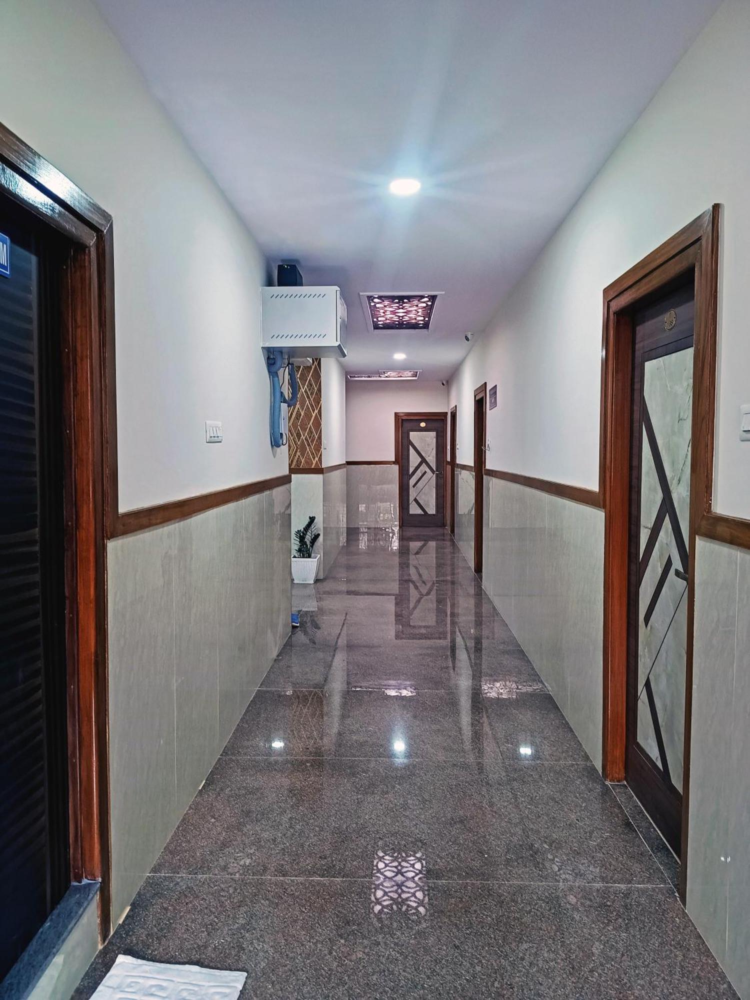 Hotel Achhu Palace Bangalore Exterior photo
